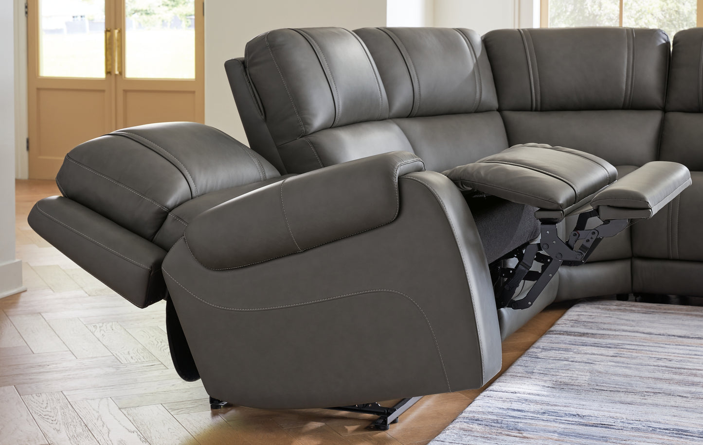 5Z - Pittson 6-Piece Power Reclining Sectional